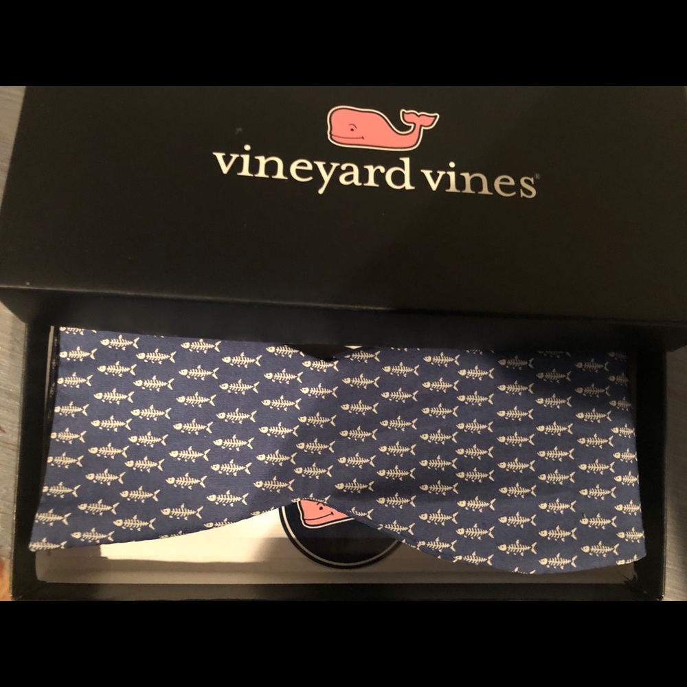 Vineyard Vines Blue Fish Bow Tie
